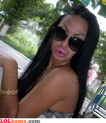 http://www.lolhome.com/img_big/epic-duck-face.jpg