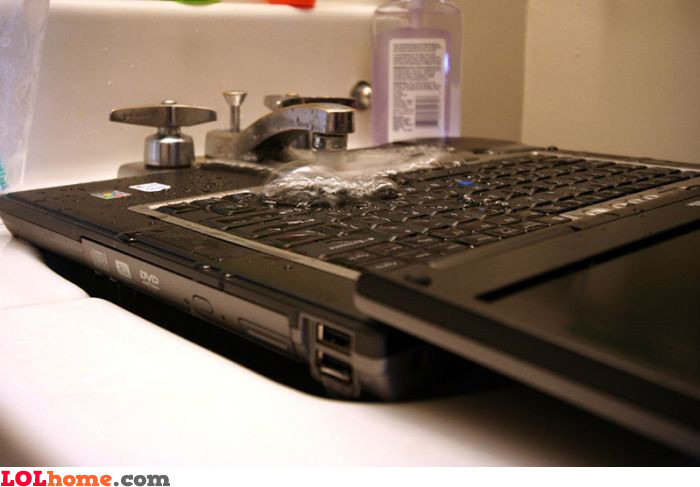 http://www.lolhome.com/img_big/laptop-cleaning-tutorial.jpg